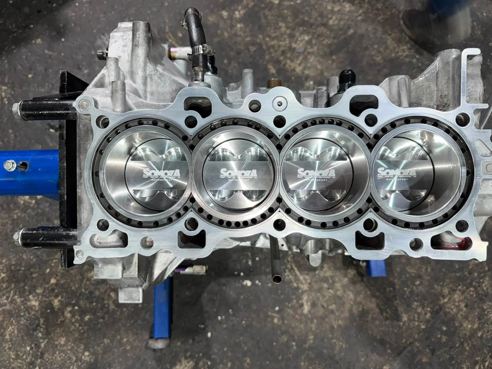 Motor con pistones marcados Somoza Motorsport